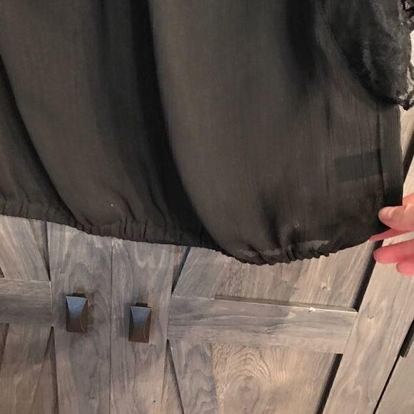 Express Sheer Lace Top   - Picture 6 of 7